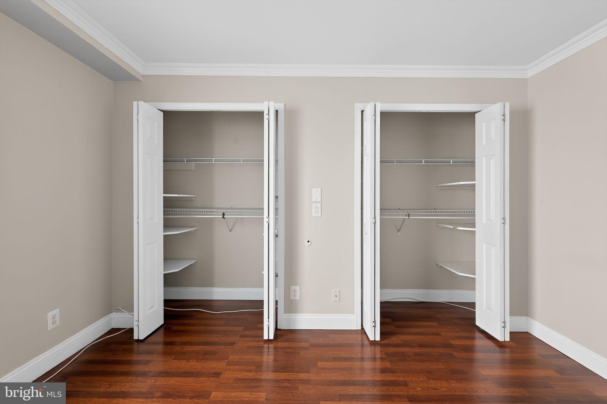 WASHINGTON TOWER - Residential