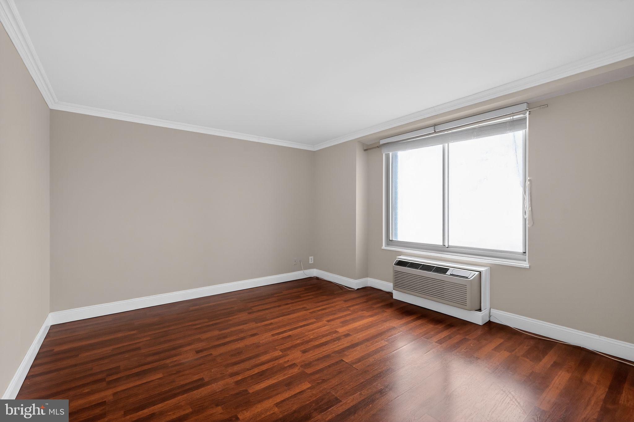 WASHINGTON TOWER - Residential