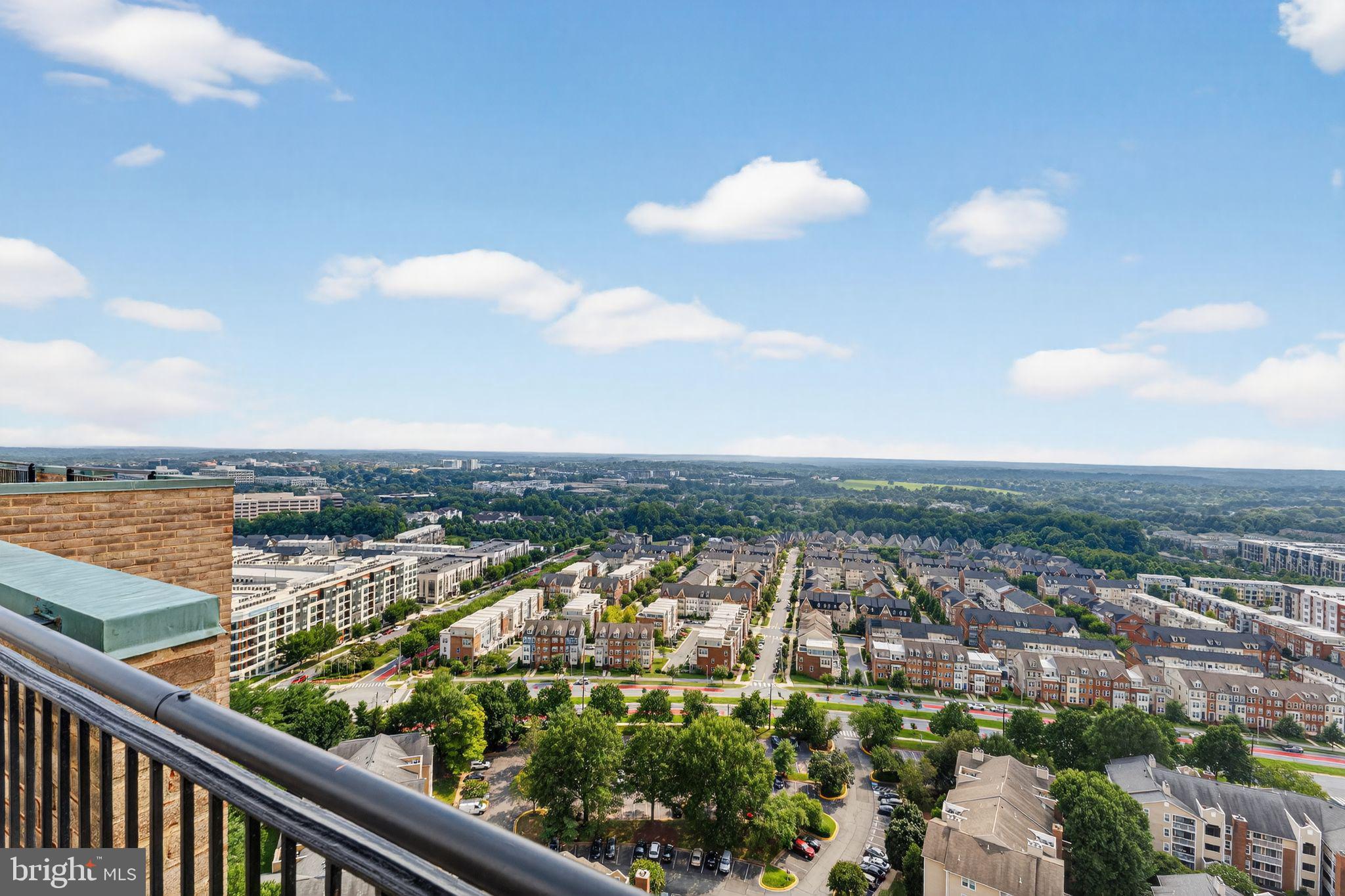 WASHINGTON TOWER - Residential