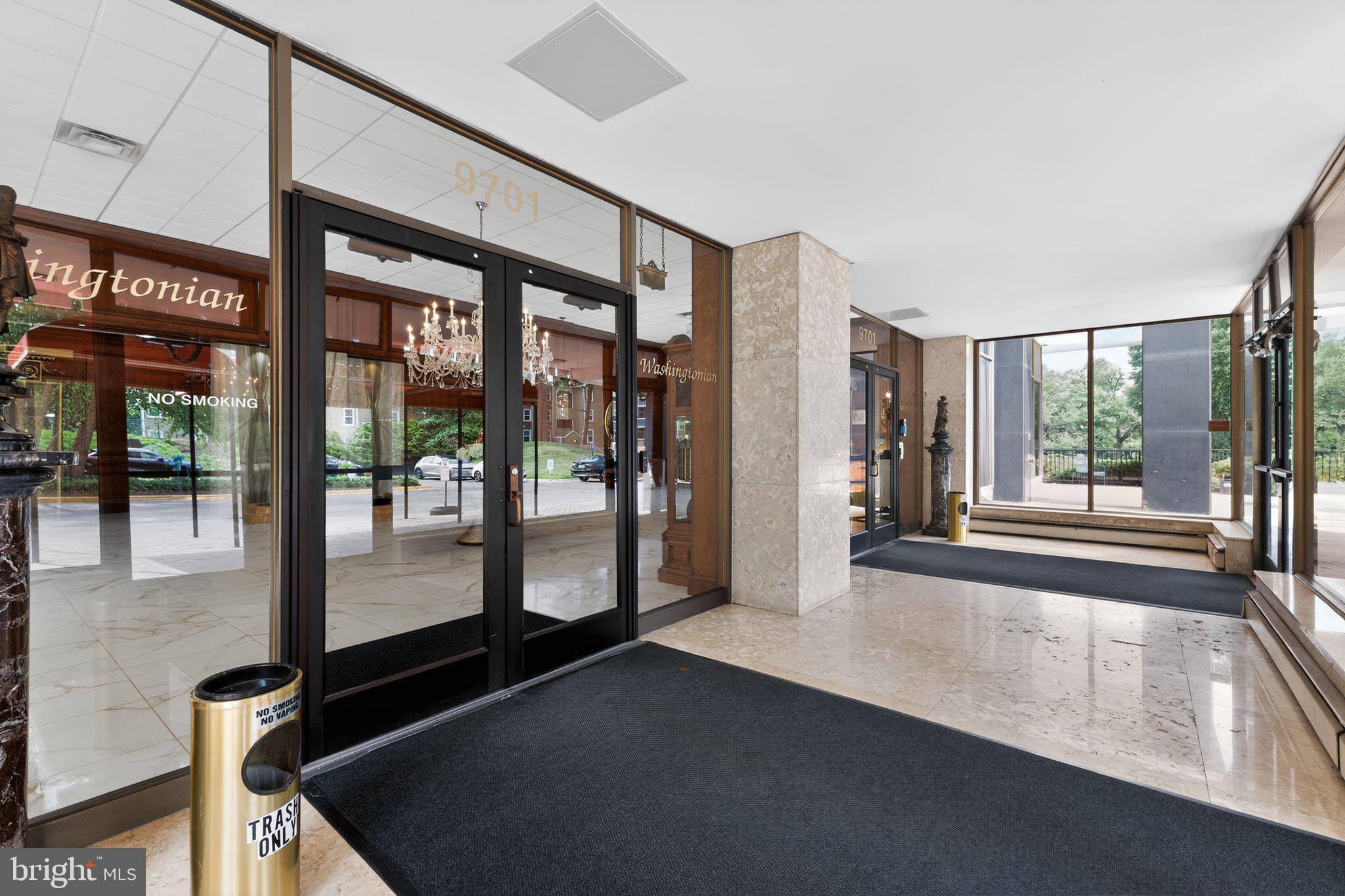 WASHINGTON TOWER - Residential