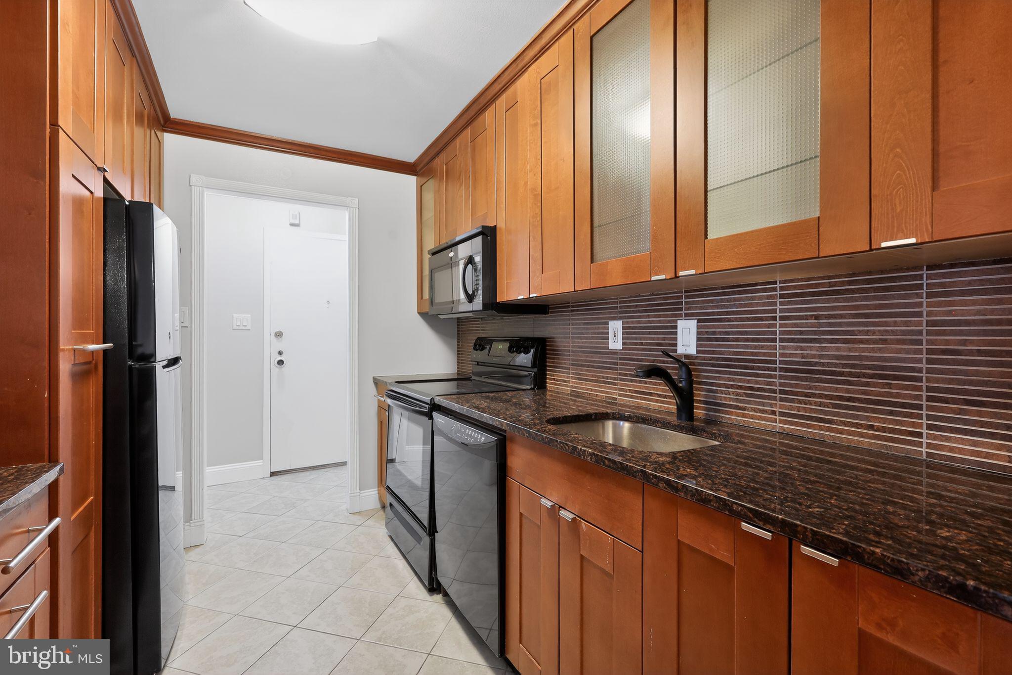 WASHINGTON TOWER - Residential