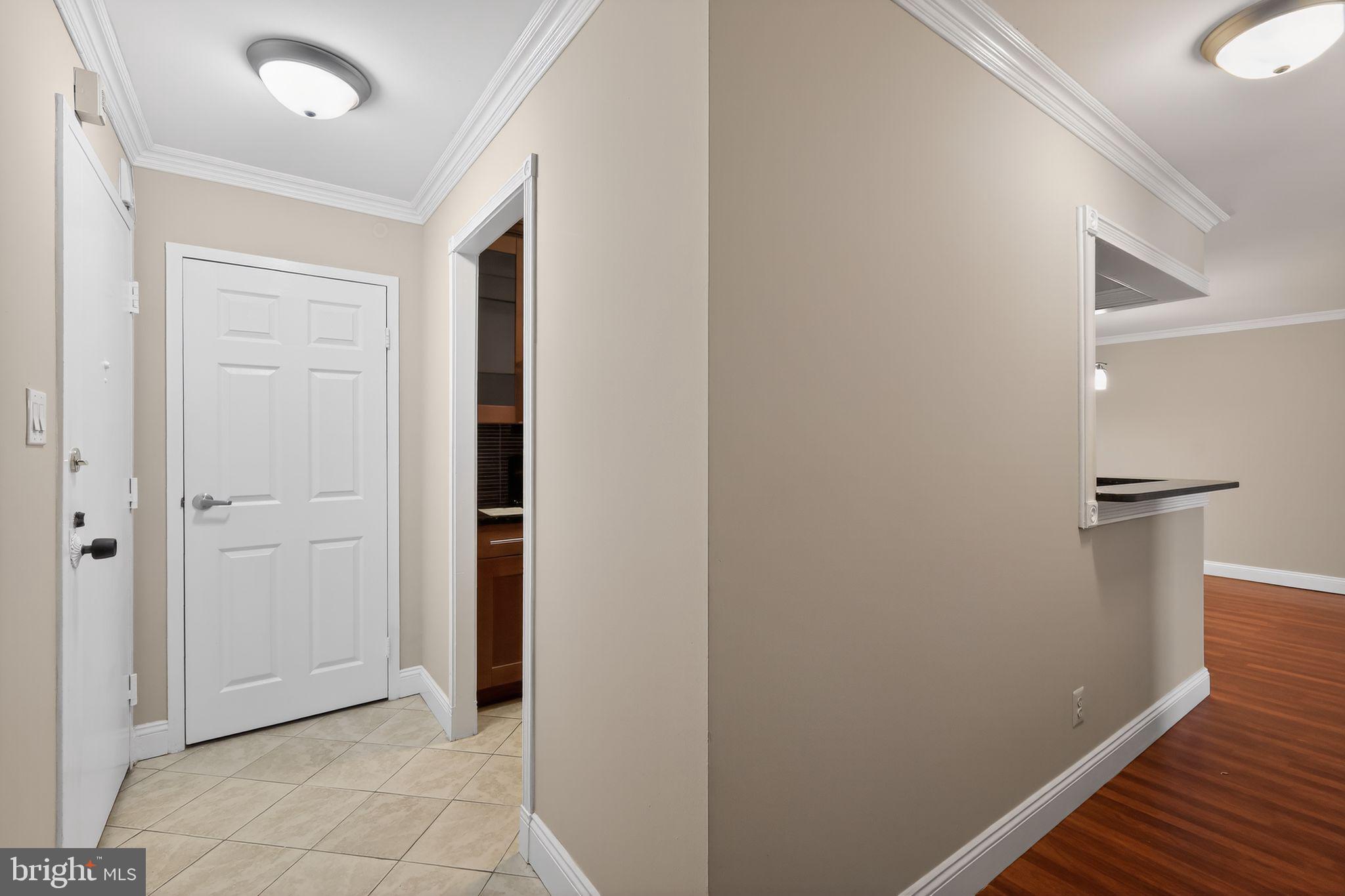 WASHINGTON TOWER - Residential