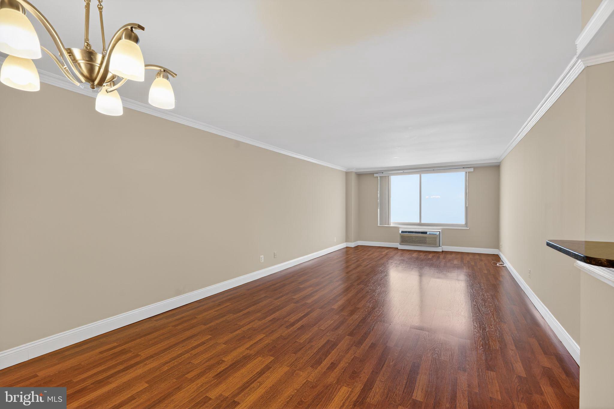 WASHINGTON TOWER - Residential