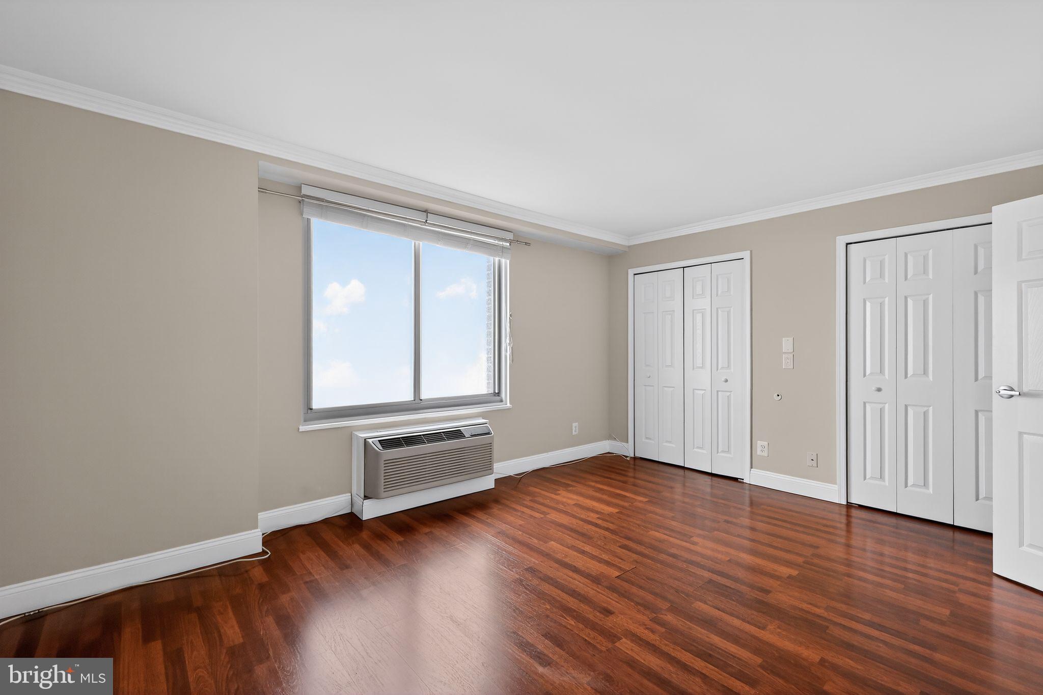 WASHINGTON TOWER - Residential