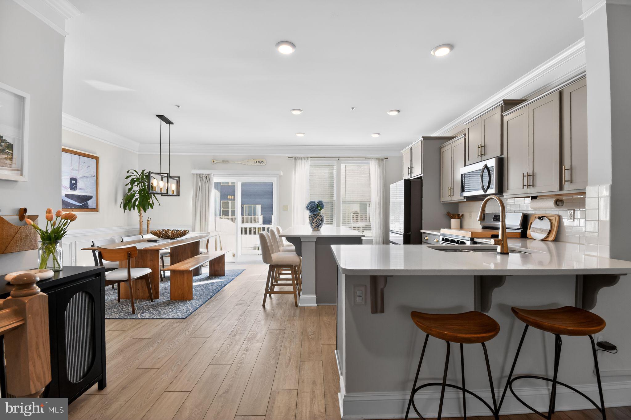 THE COVE - Residential