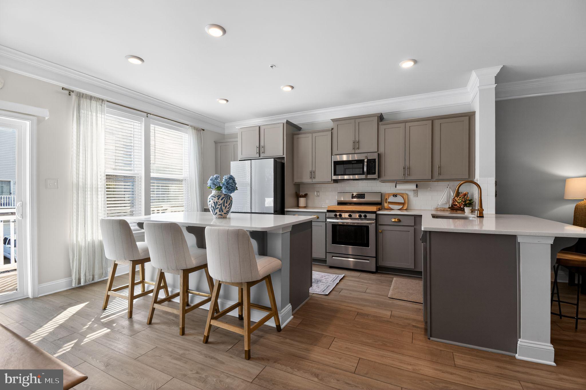 THE COVE - Residential