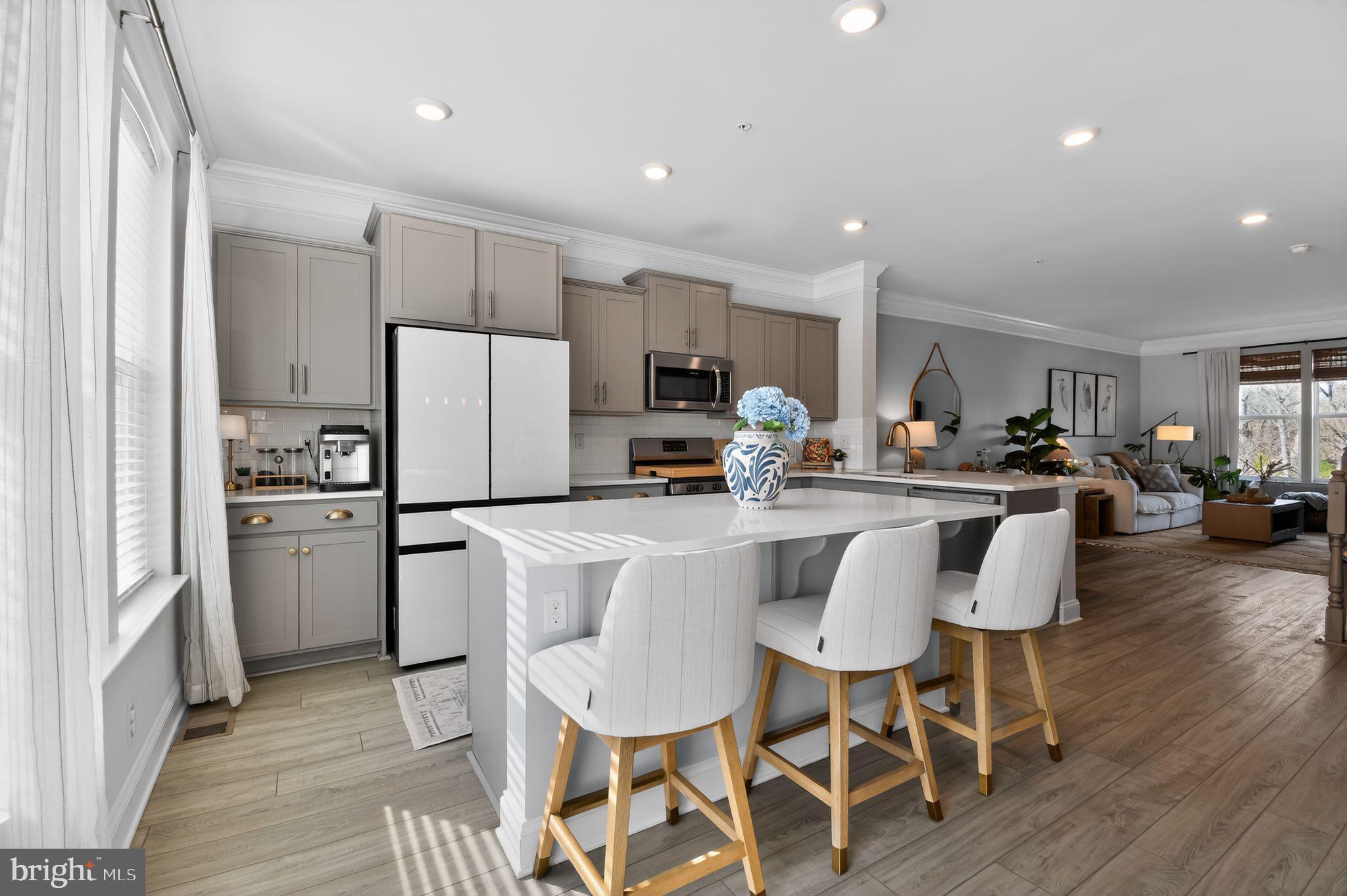 THE COVE - Residential