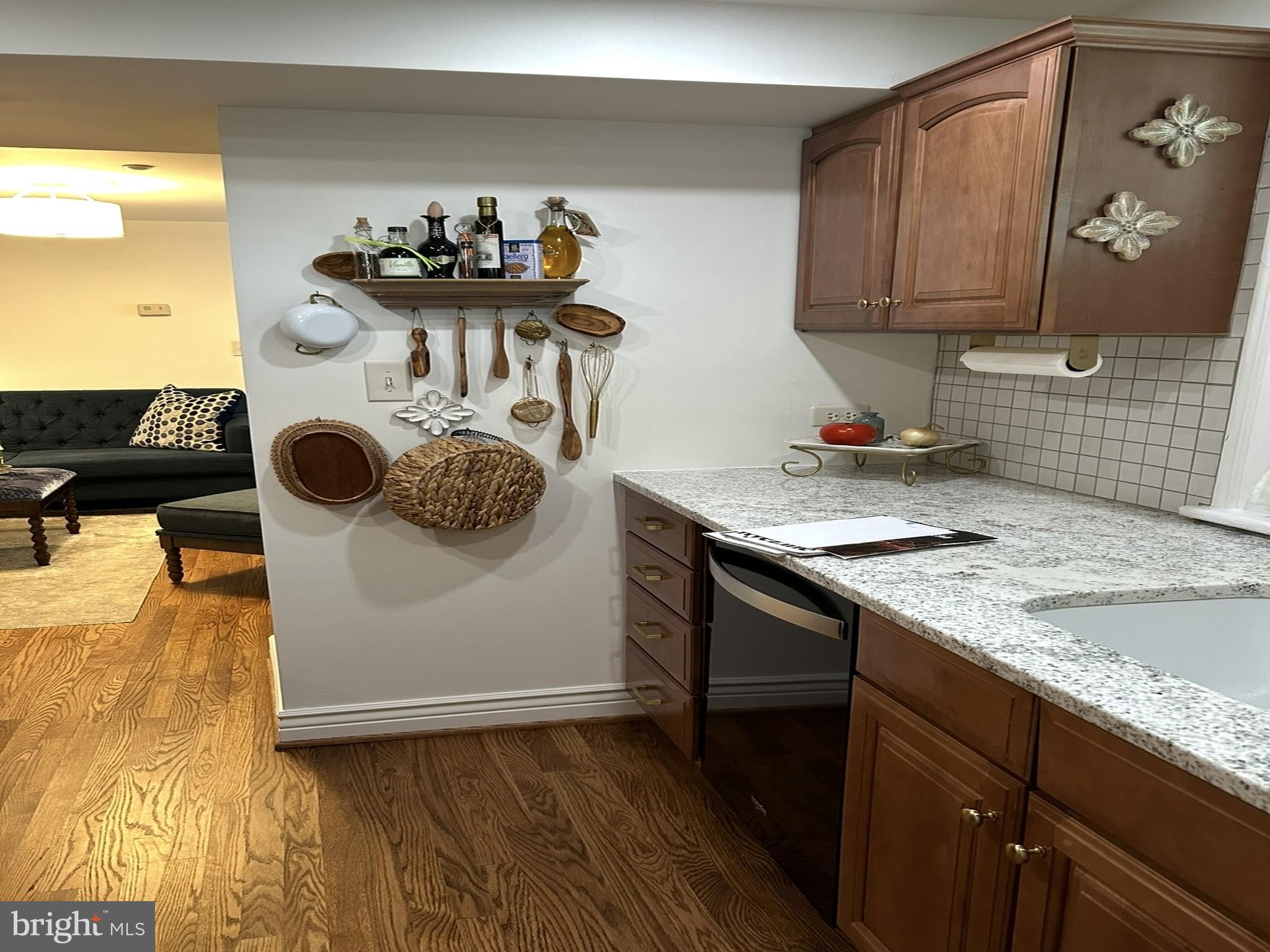 MOUNT PROSPECT - Residential Lease