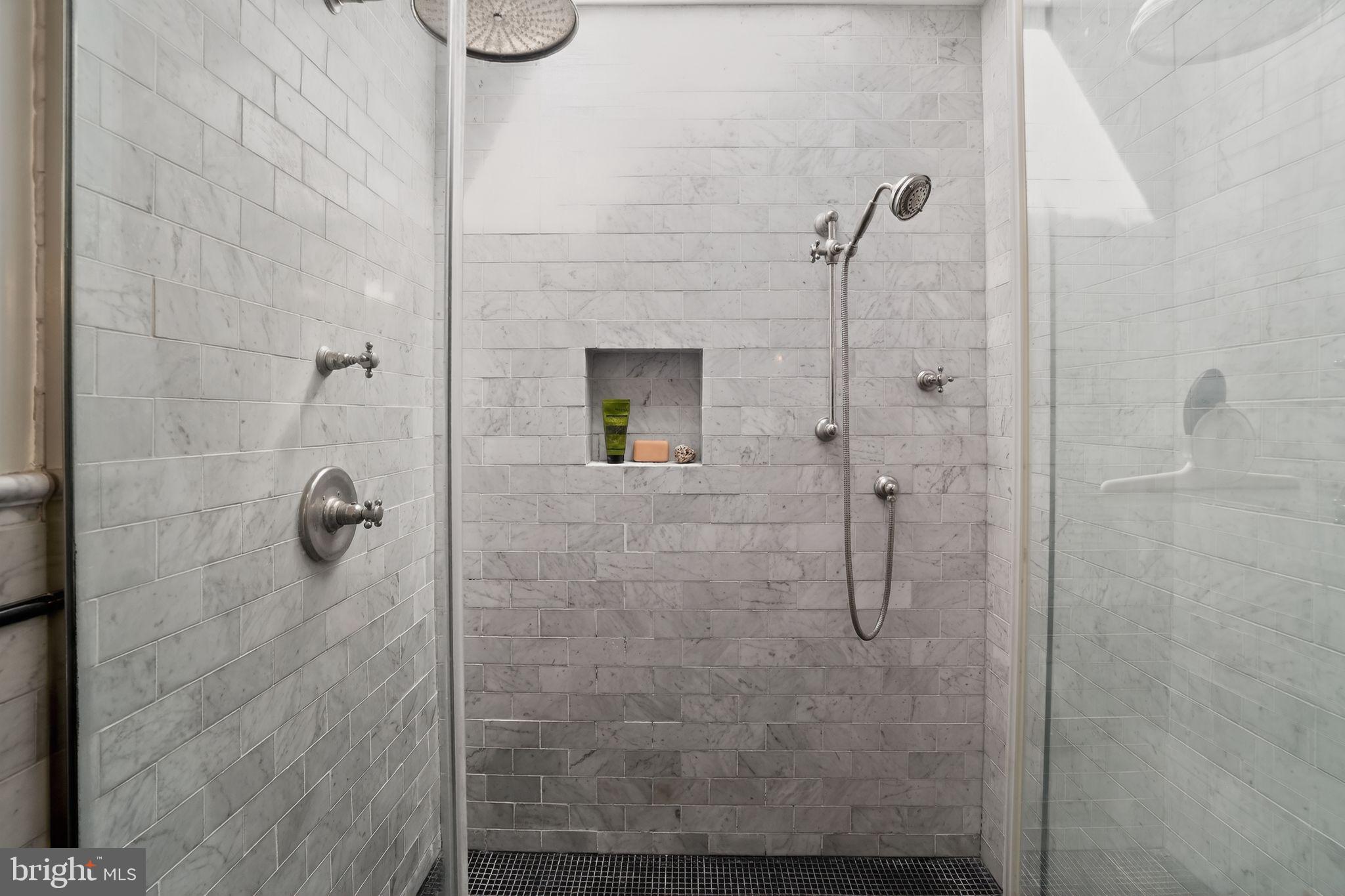 BELLA VISTA - Residential