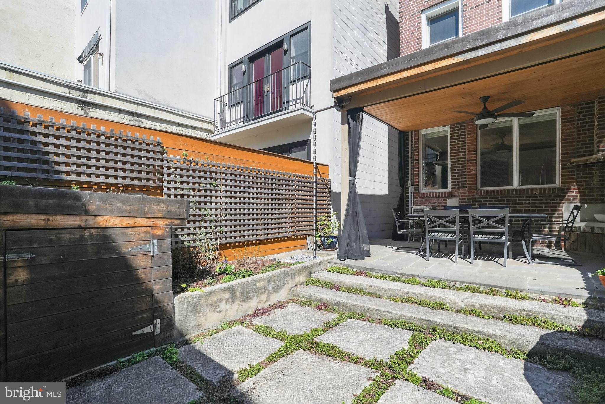 BELLA VISTA - Residential