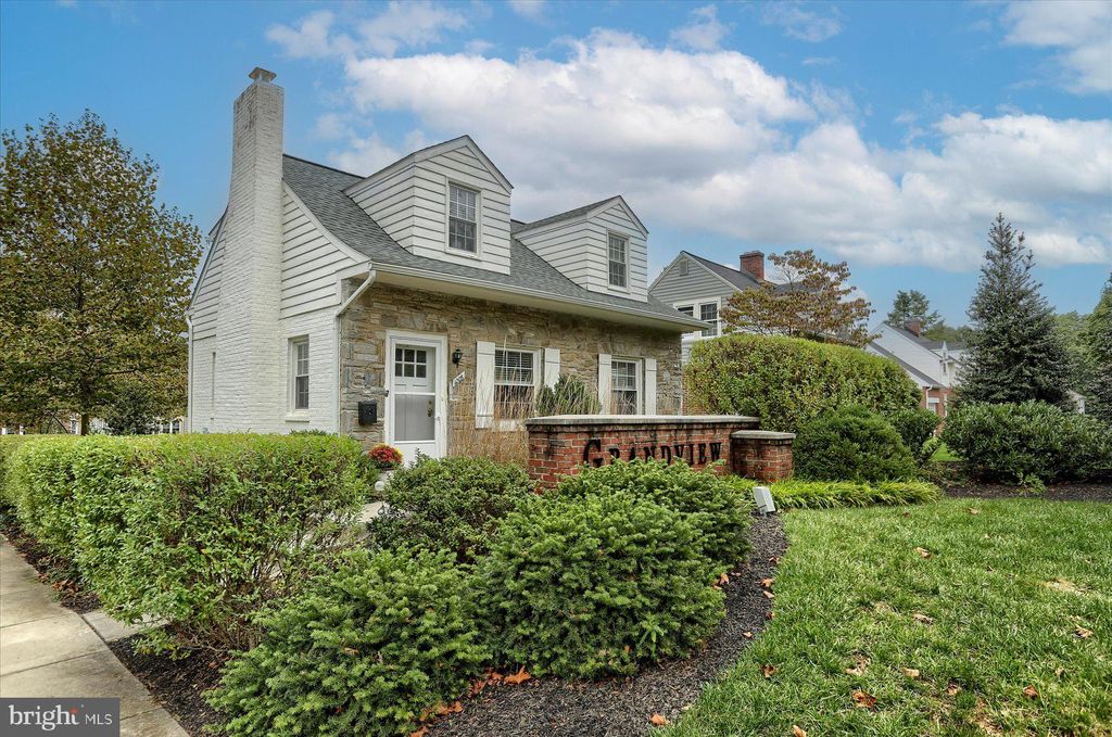 Photo of 1205 Pleasure Road, Lancaster, PA 17601 (MLS # PALA2041330)