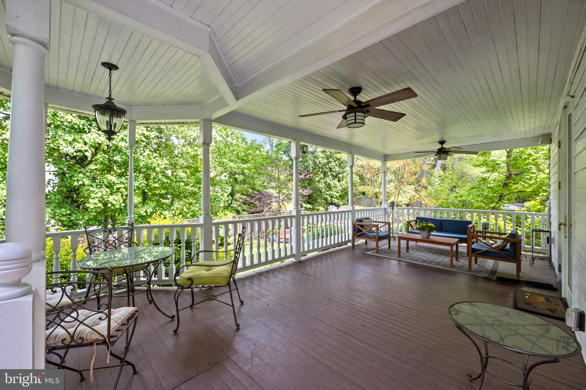 GREYTHORNE WOODS - Residential