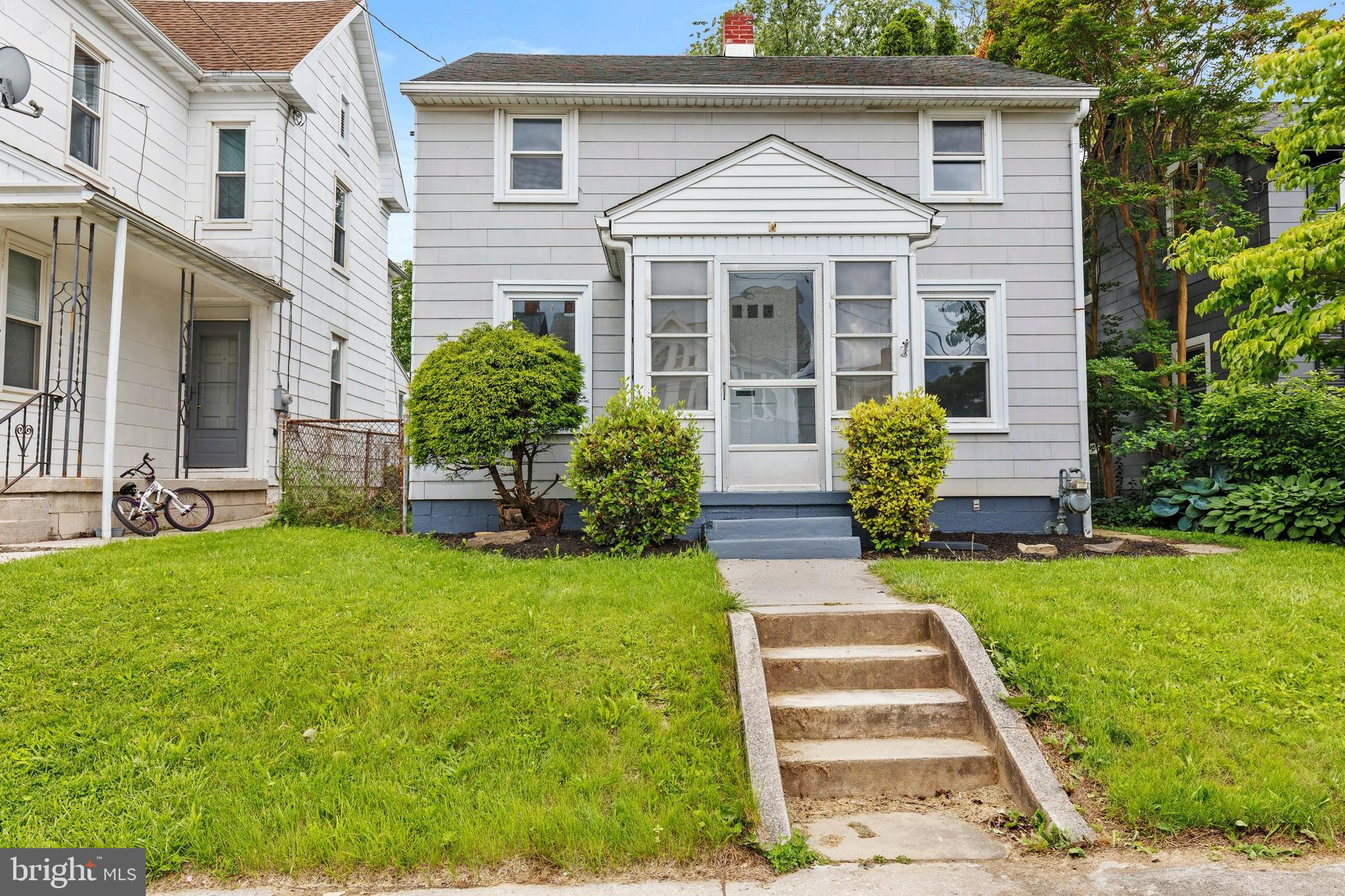 Welcome to 537 Baer Ave – where every inch has been thoughtfully updated without losing its charm.
This move-in ready Hanover home checks the boxes for comfort, style, and practical extras. The freshly remodeled kitchen is a standout with brand new quartz countertops, stainless steel appliances, and space that actually works the way you need it to. Durable luxury vinyl plank floors flow throughout the main living areas, paired with soft new carpet where it counts.
Upstairs, you’ll find two bright bedrooms and a full bath with clean, modern finishes. Downstairs, a surprise bonus bathroom gives you added flexibility – whether you need space for guests, a workshop clean-up zone, or just one less fight over the morning routine.
Outside, the oversized detached garage is more than a place to park – it’s storage, hobby space, or room for gear. There's even extra off-street parking, so your friends won’t be circling the block.
Top it off with a brand new roof and no major projects hanging over your head – this one’s ready to go.
Looking for simple, smart, and stylish? You just found it.
The seller has a Homechek inspection report available, inspection completed at the end of June 2025.