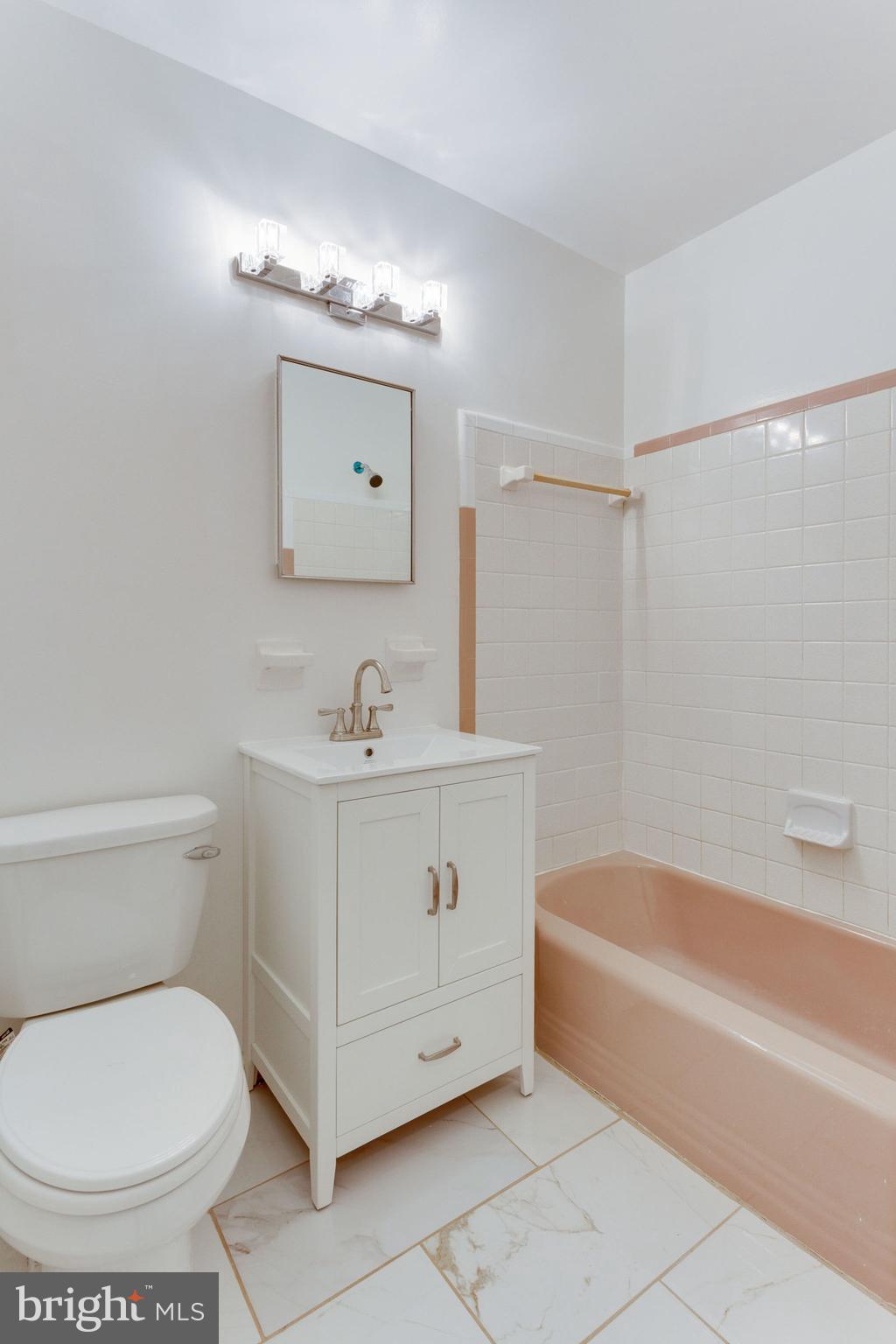 GREENWAY DOWNS - Residential