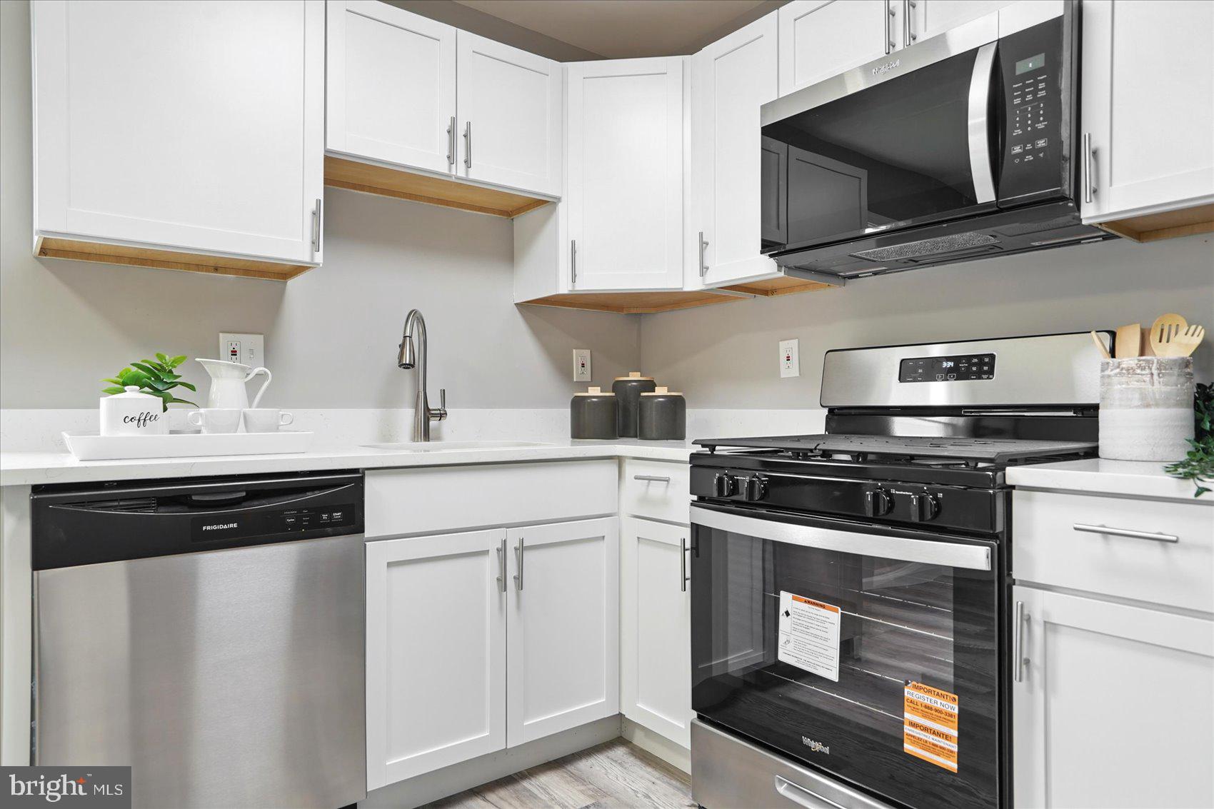 MARLEY MANOR - Residential