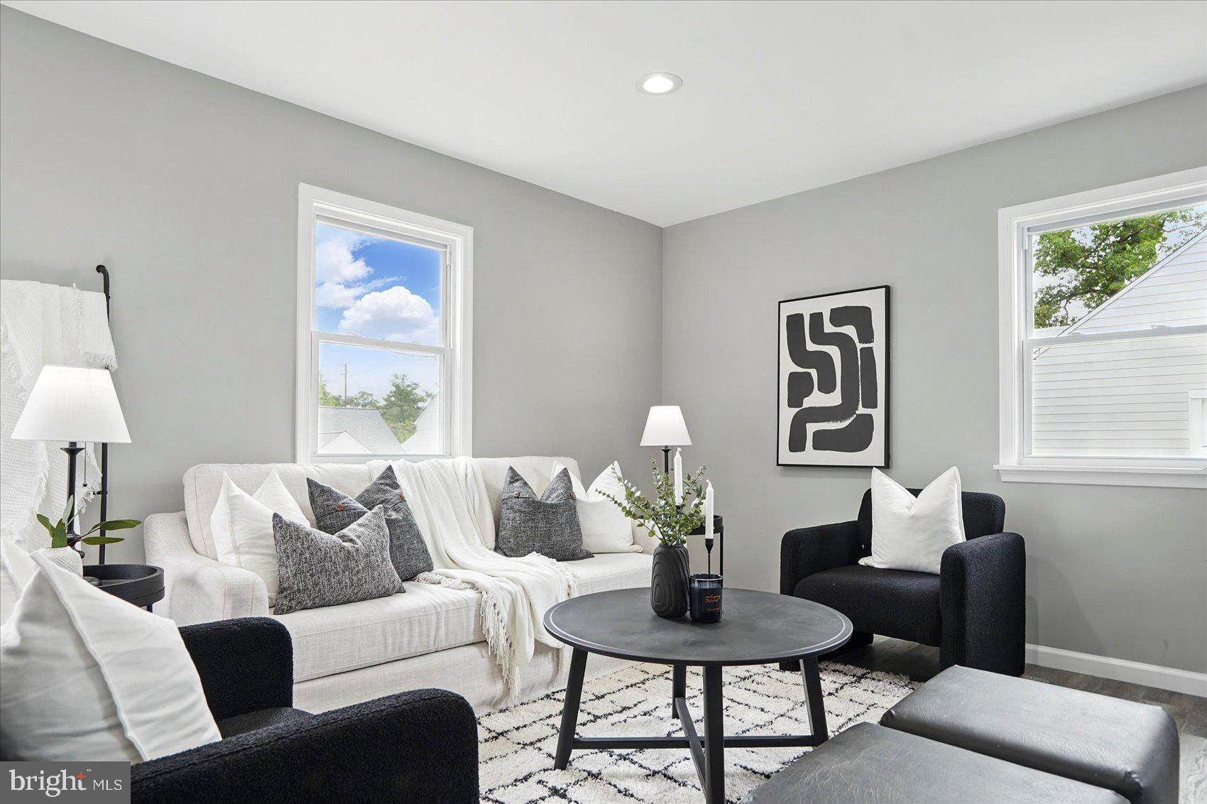 MARLEY MANOR - Residential