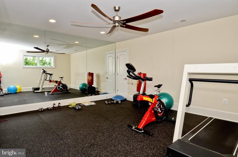 HISTORIC SELMA ESTATES - Residential