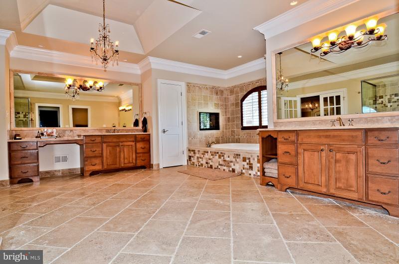 HISTORIC SELMA ESTATES - Residential