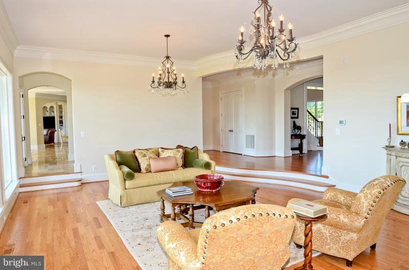 HISTORIC SELMA ESTATES - Residential