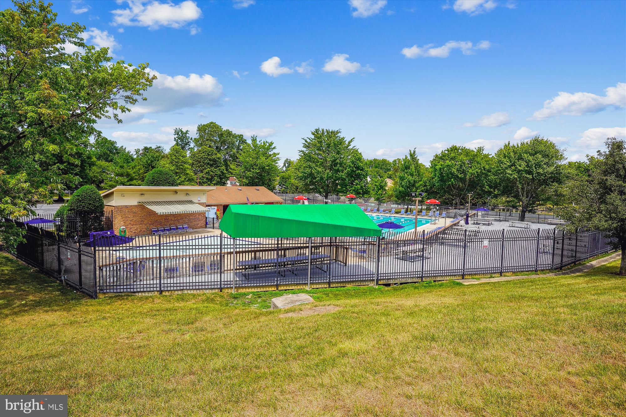 TANGLEWOOD - Residential