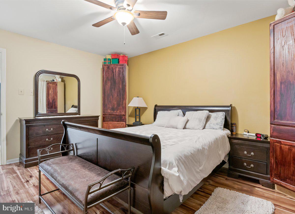 CHERRY VIEW PARK - Residential