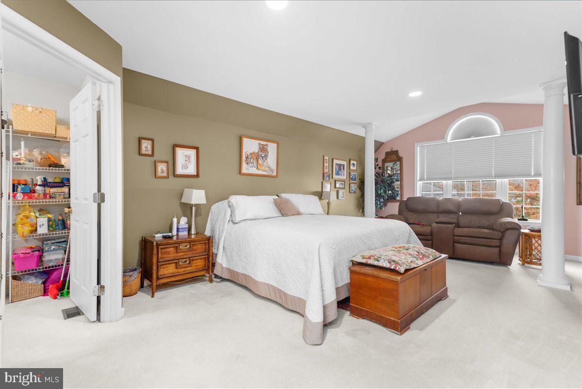 ACADEMY PLACE - Residential
