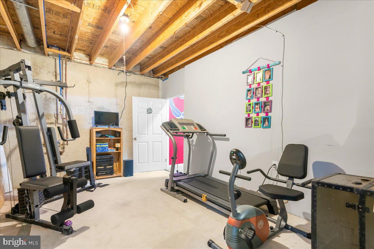 ACADEMY PLACE - Residential