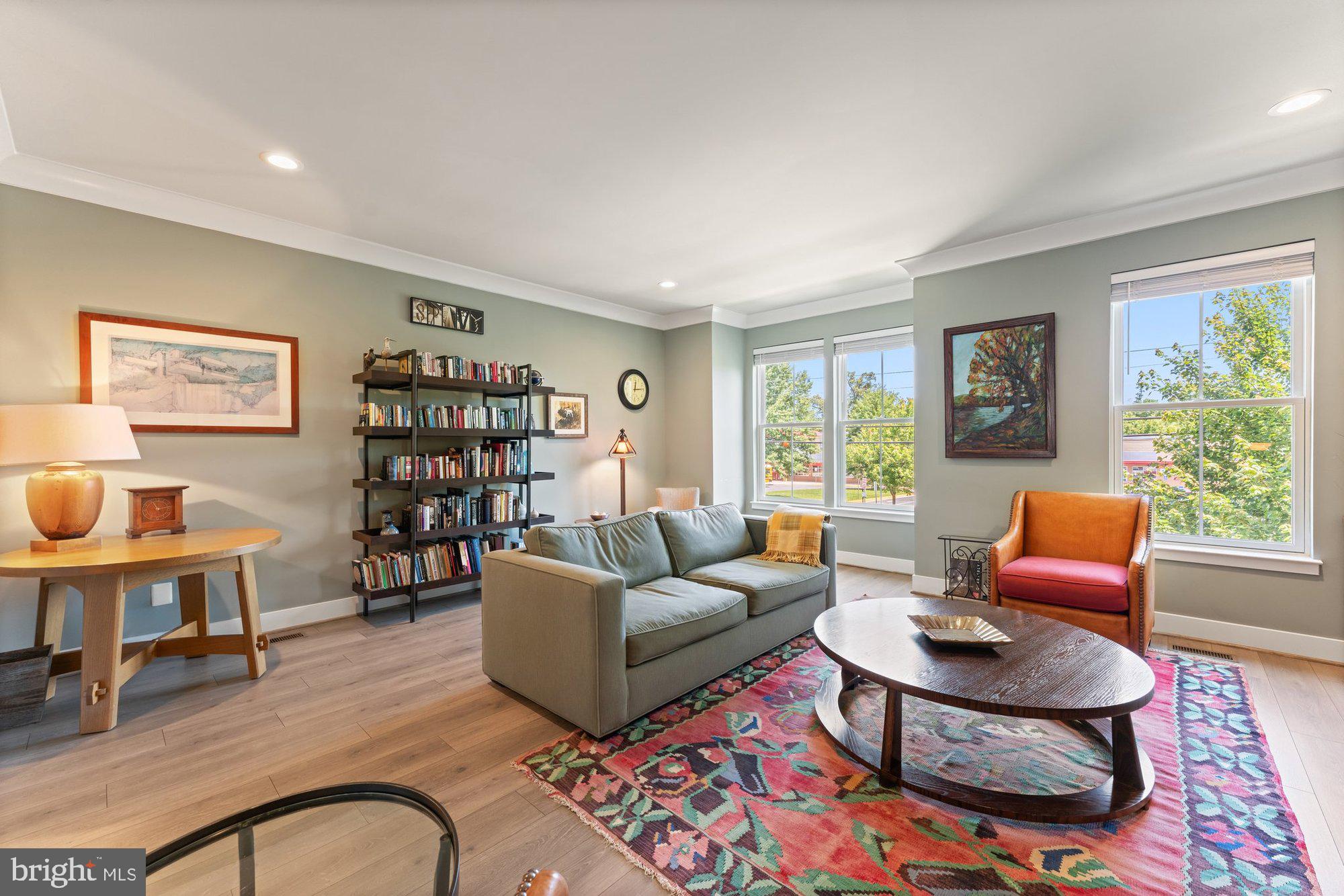 145 CENTER STREET S 4