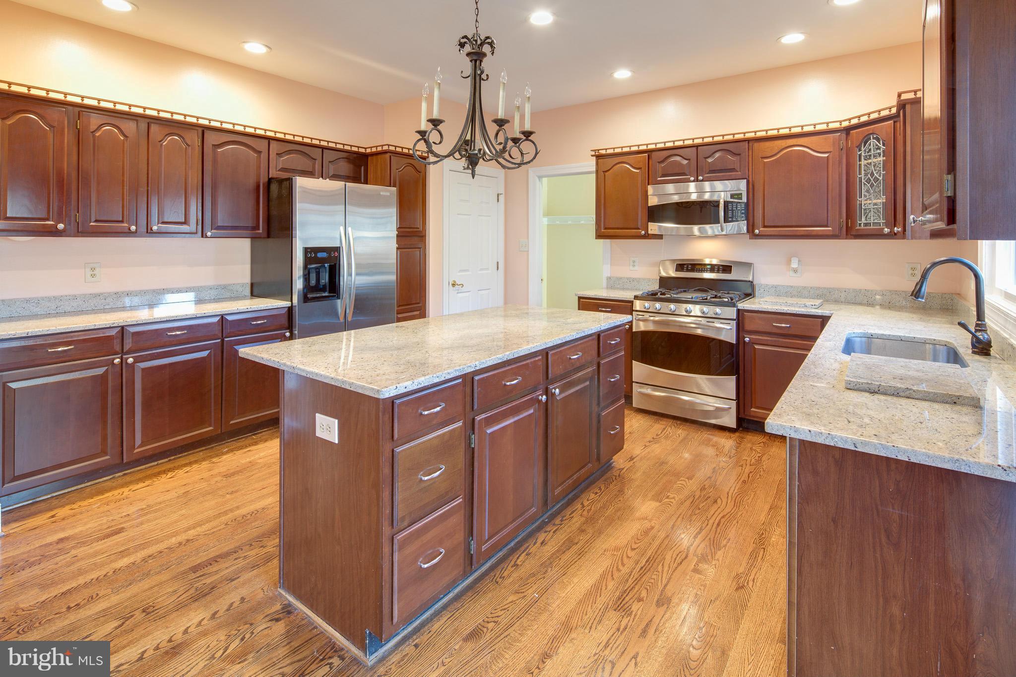 WESTPORT - Residential