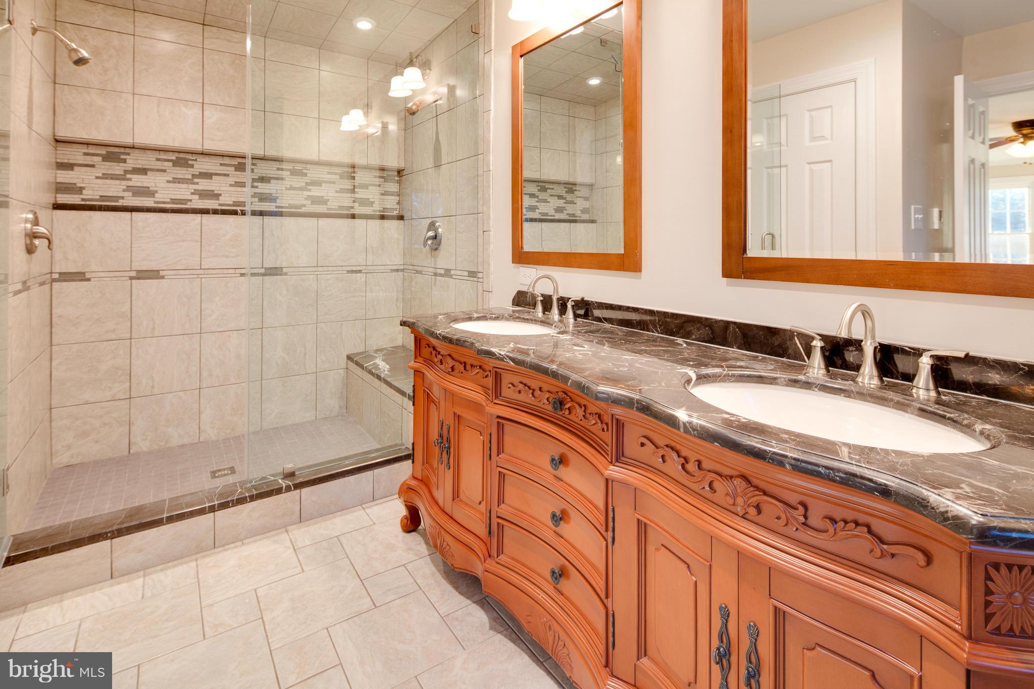 WESTPORT - Residential