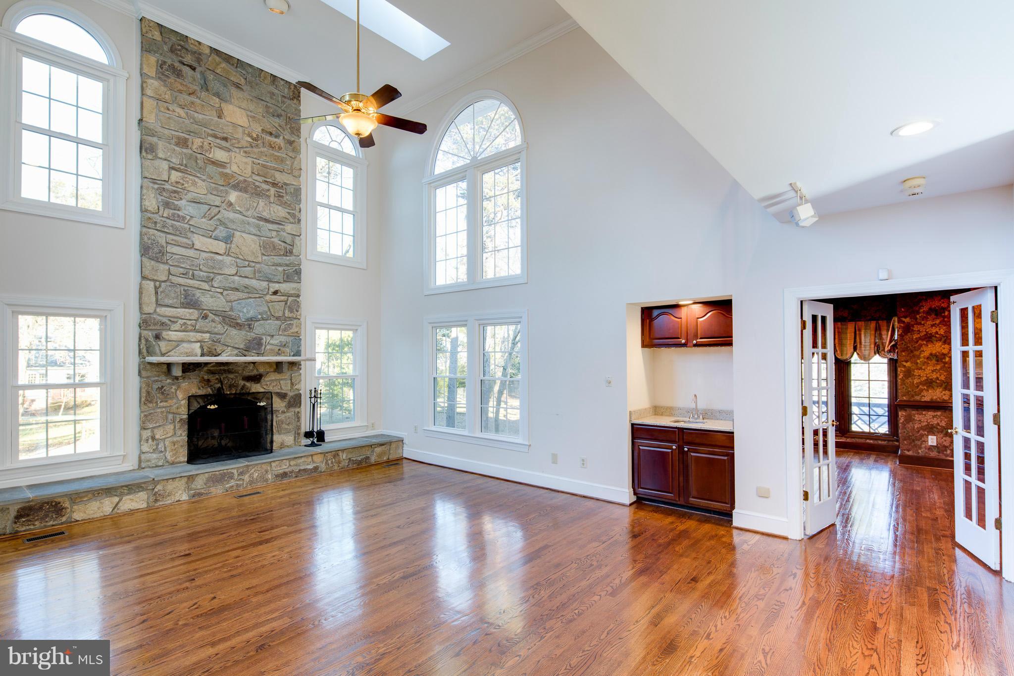 WESTPORT - Residential