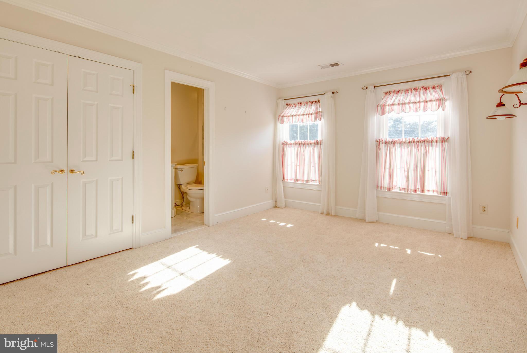 WESTPORT - Residential