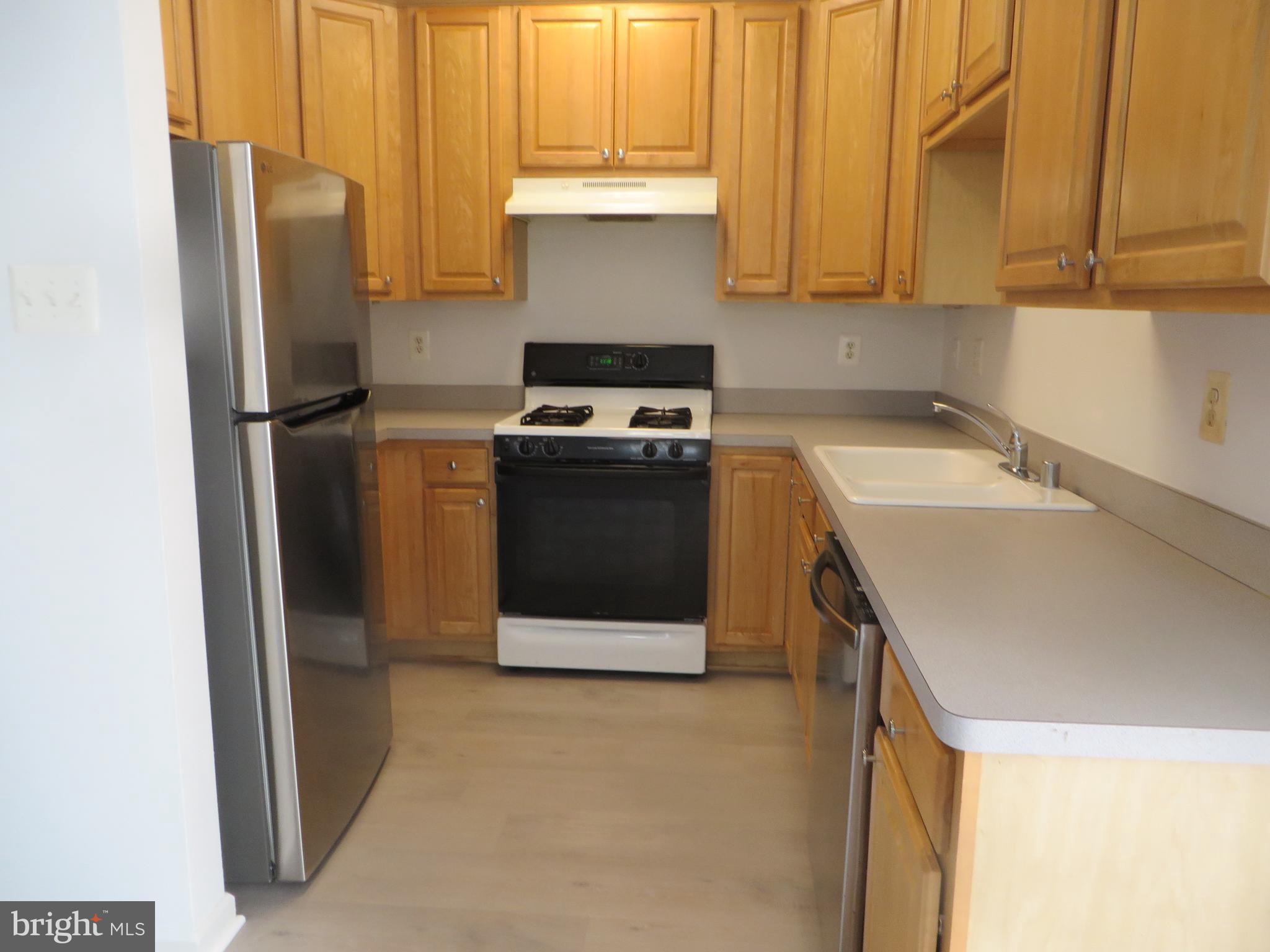 CAMERON STATION - Residential Lease