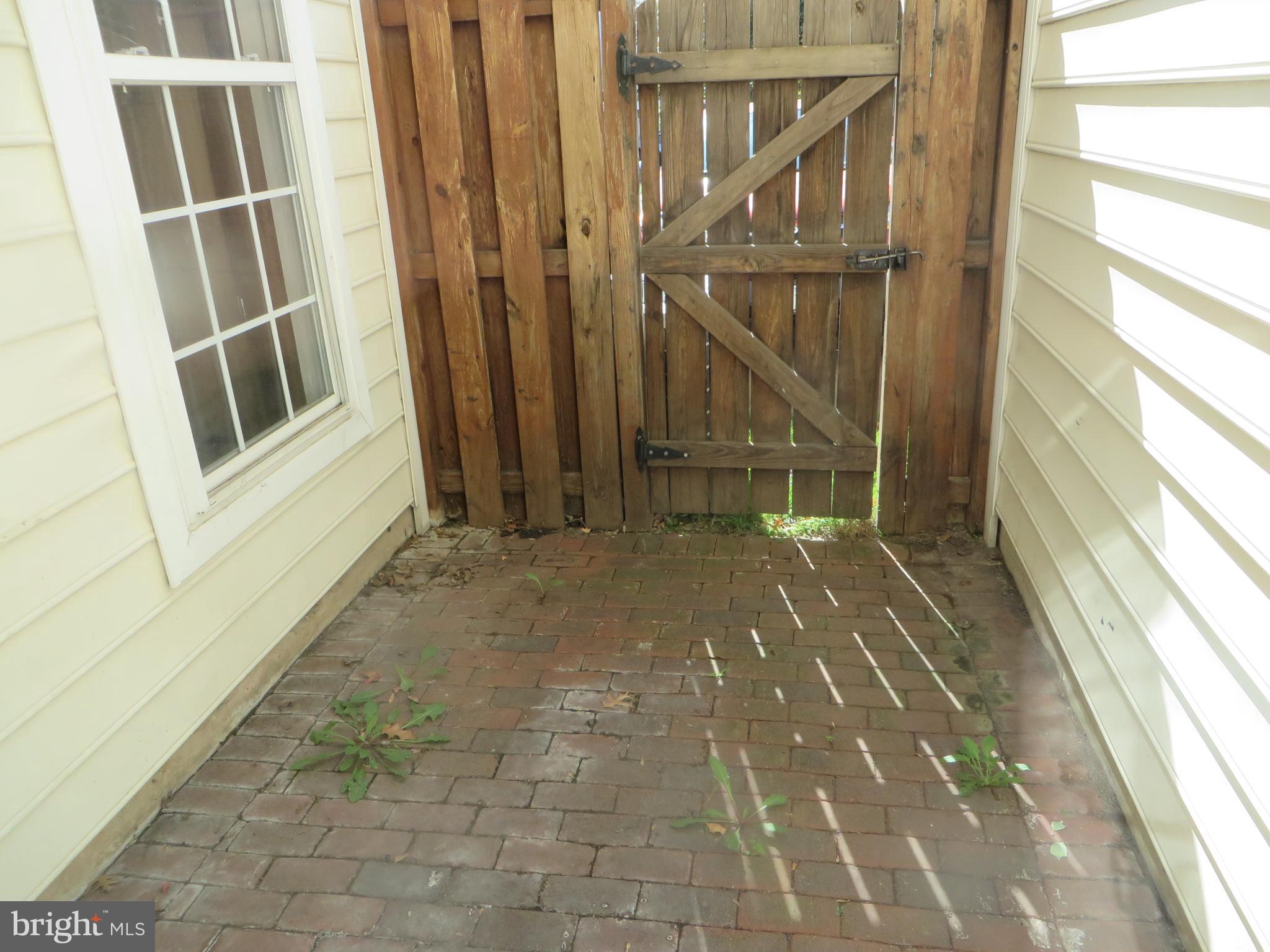 CAMERON STATION - Residential Lease