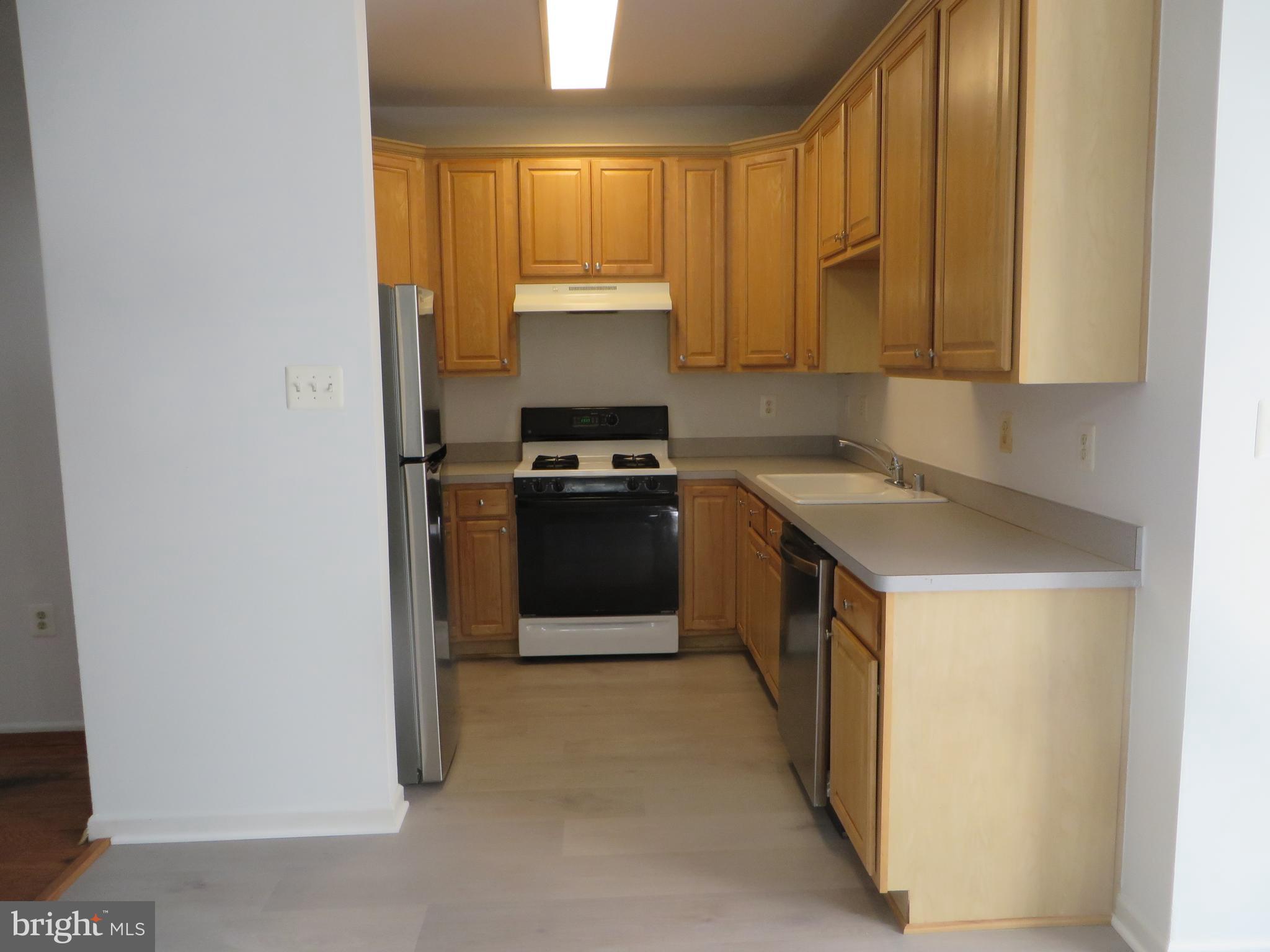 CAMERON STATION - Residential Lease