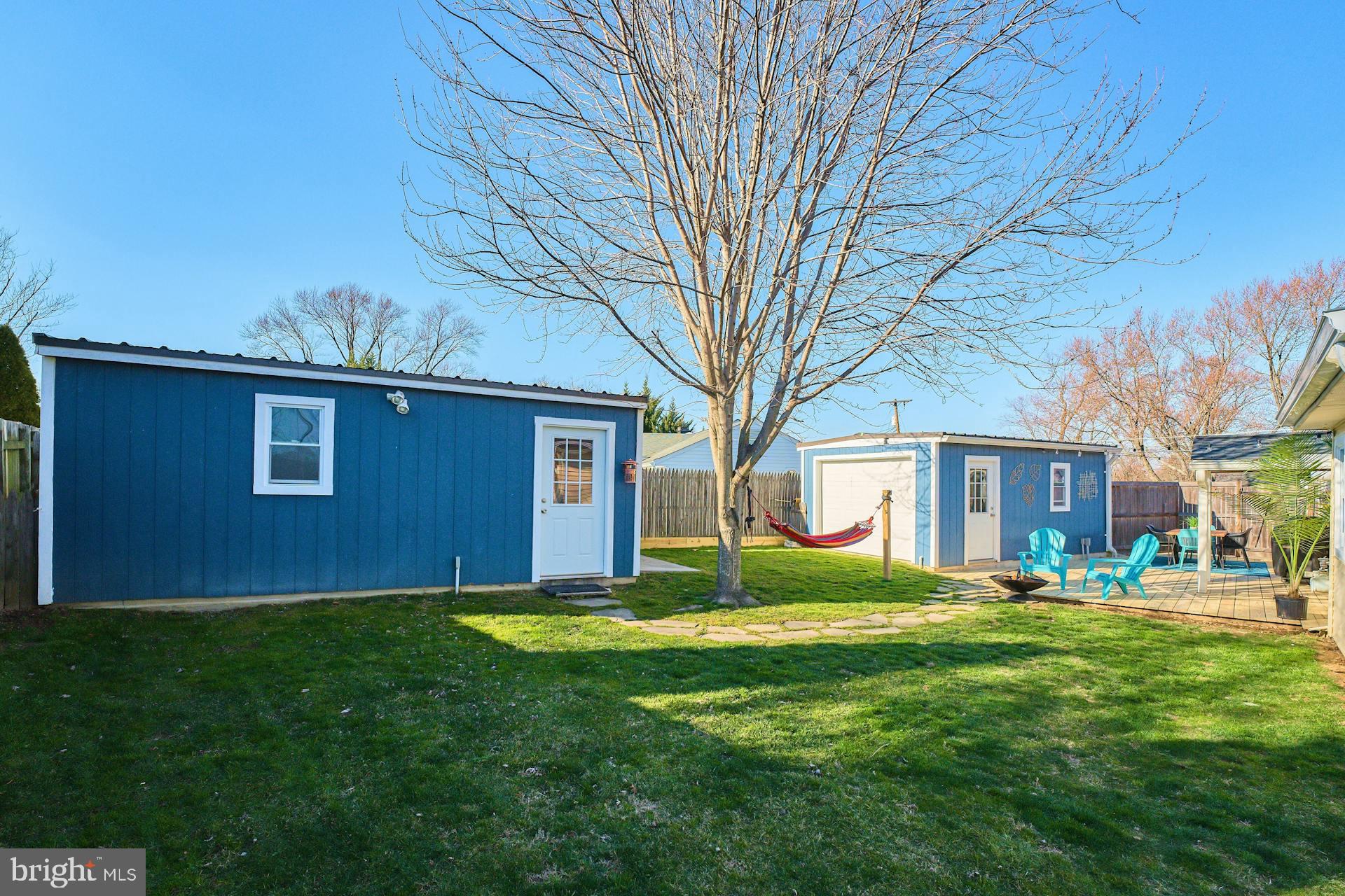 VIRGINIA HILLS - Residential