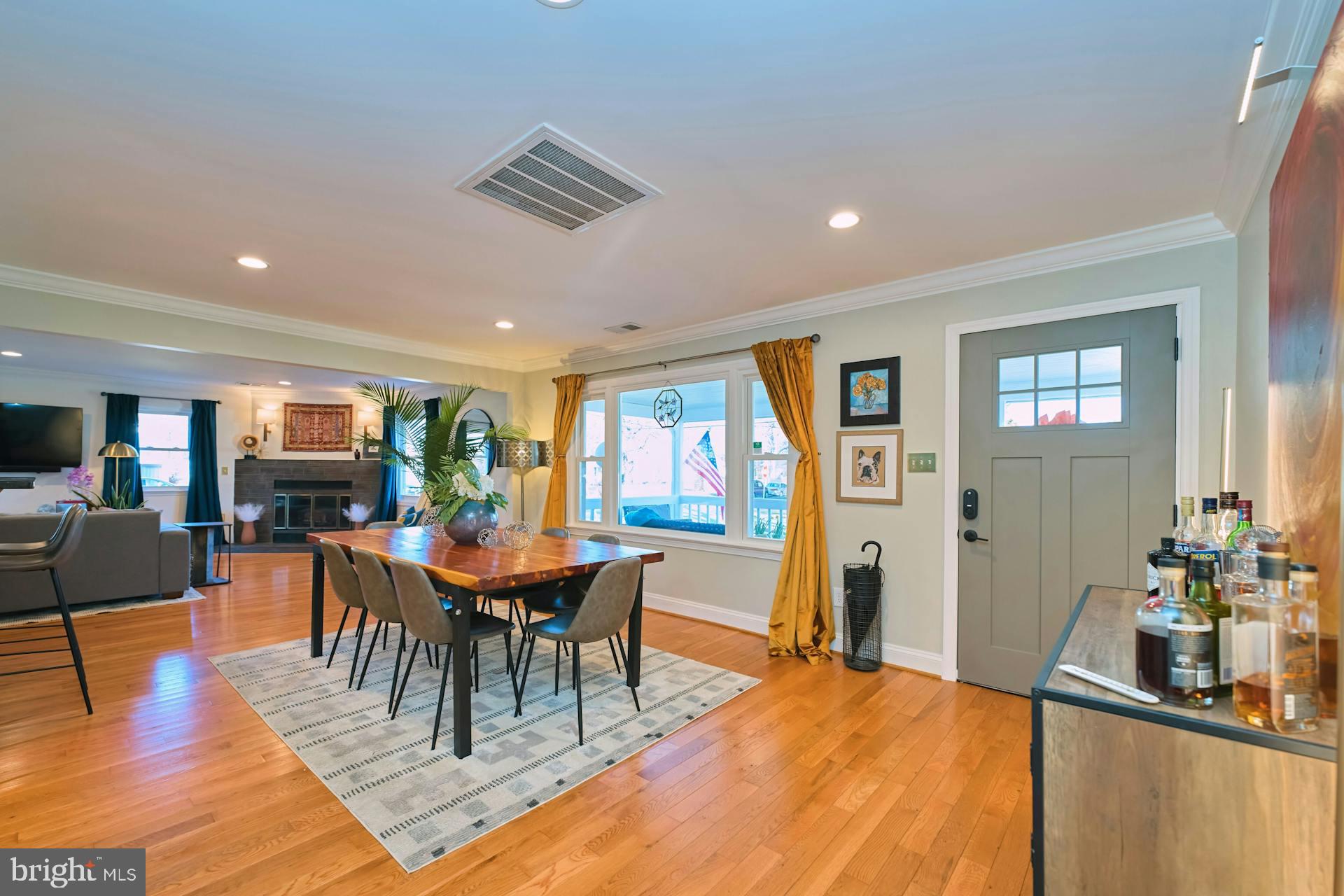 VIRGINIA HILLS - Residential