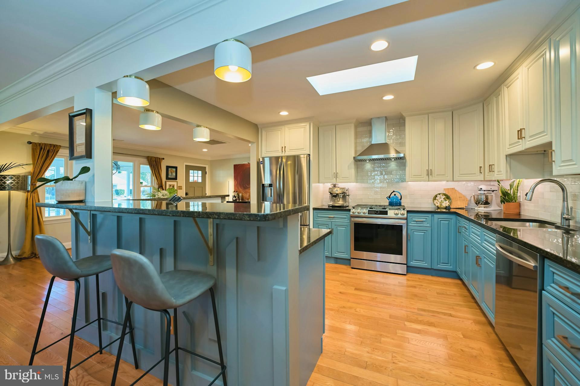 VIRGINIA HILLS - Residential