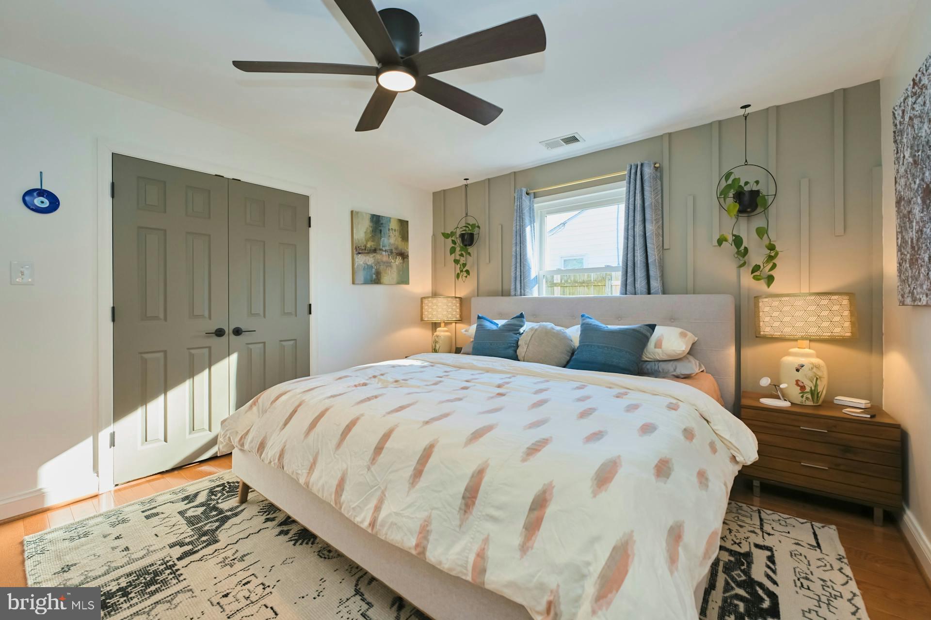 VIRGINIA HILLS - Residential