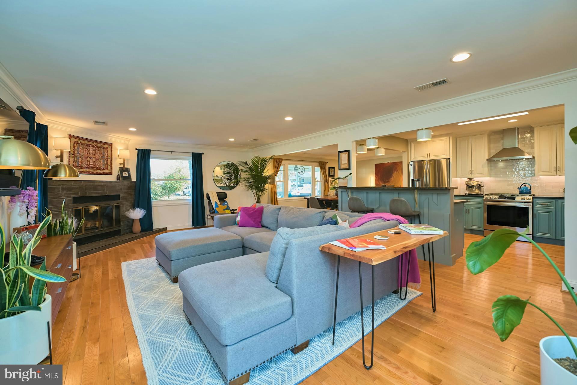 VIRGINIA HILLS - Residential