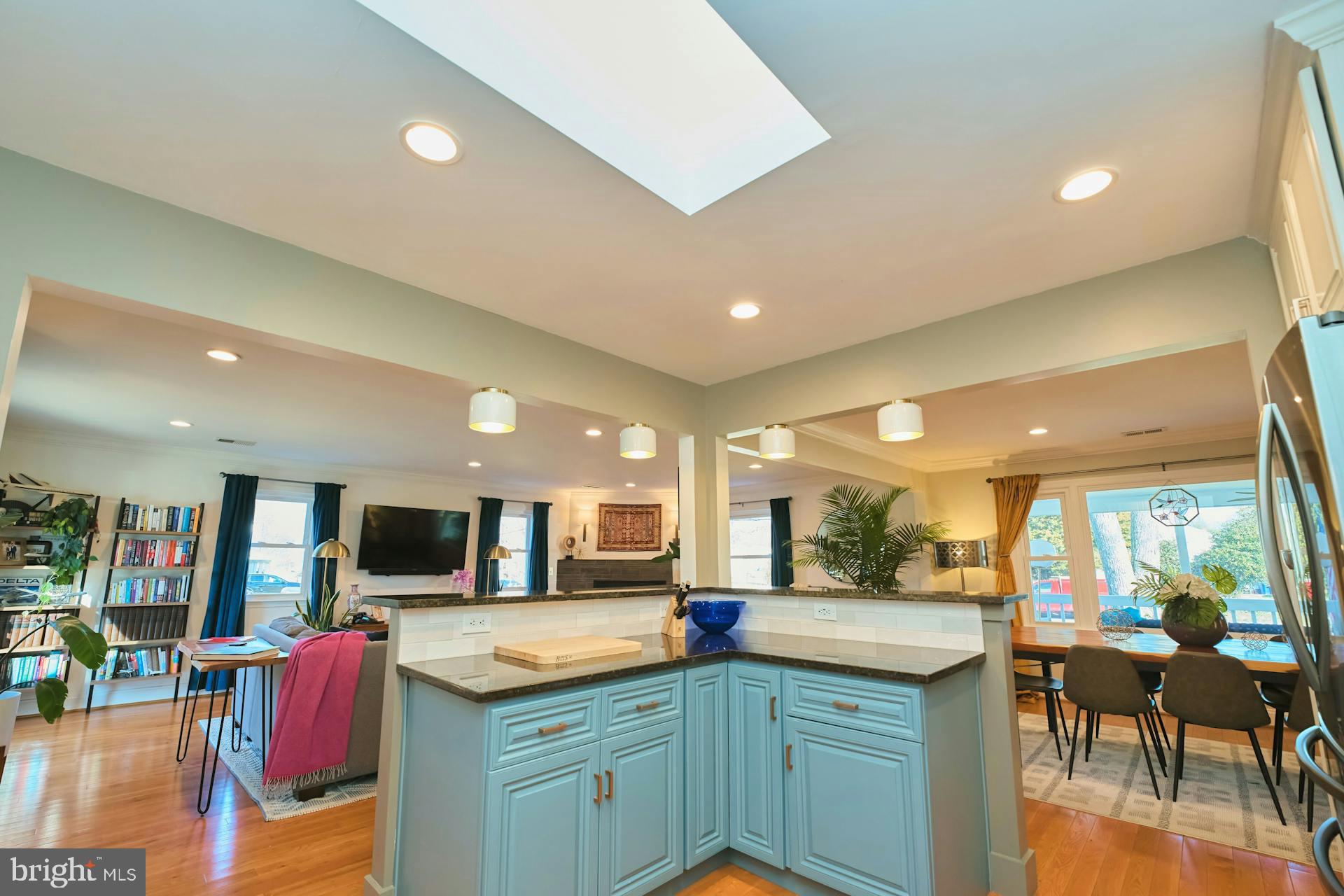 VIRGINIA HILLS - Residential