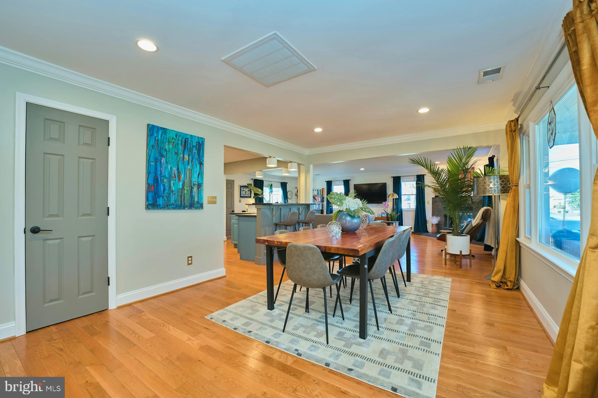 VIRGINIA HILLS - Residential