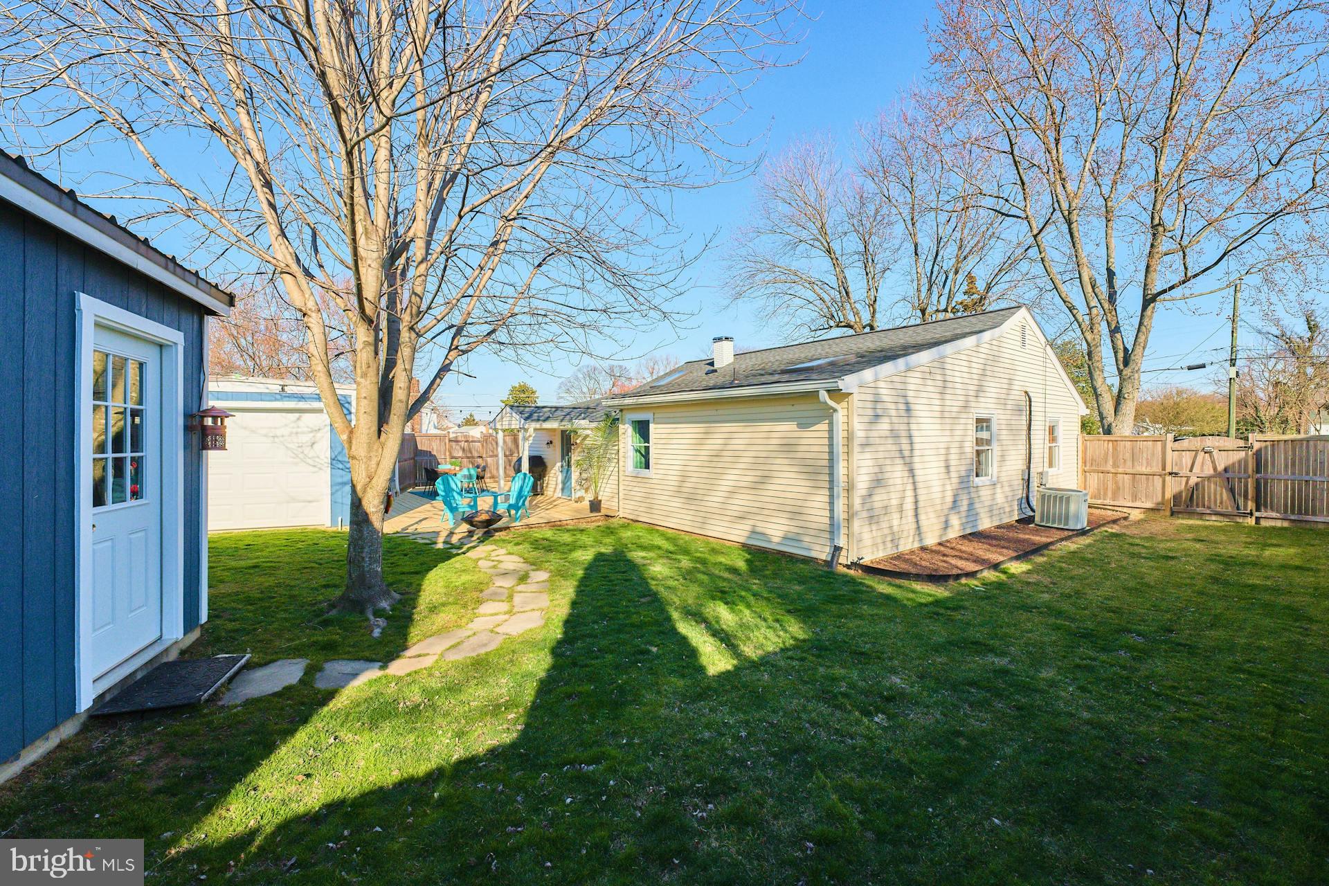 VIRGINIA HILLS - Residential