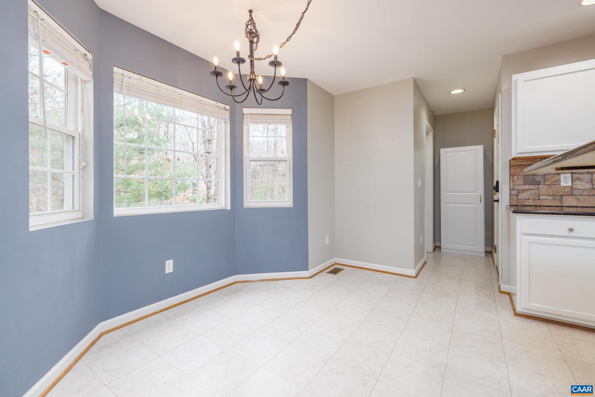 LAKE MONTICELLO - Residential