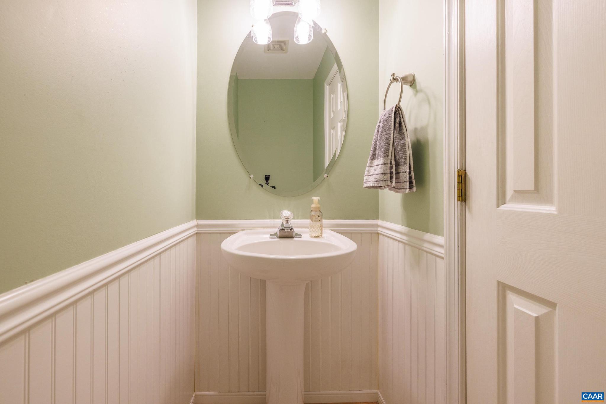 LAKE MONTICELLO - Residential