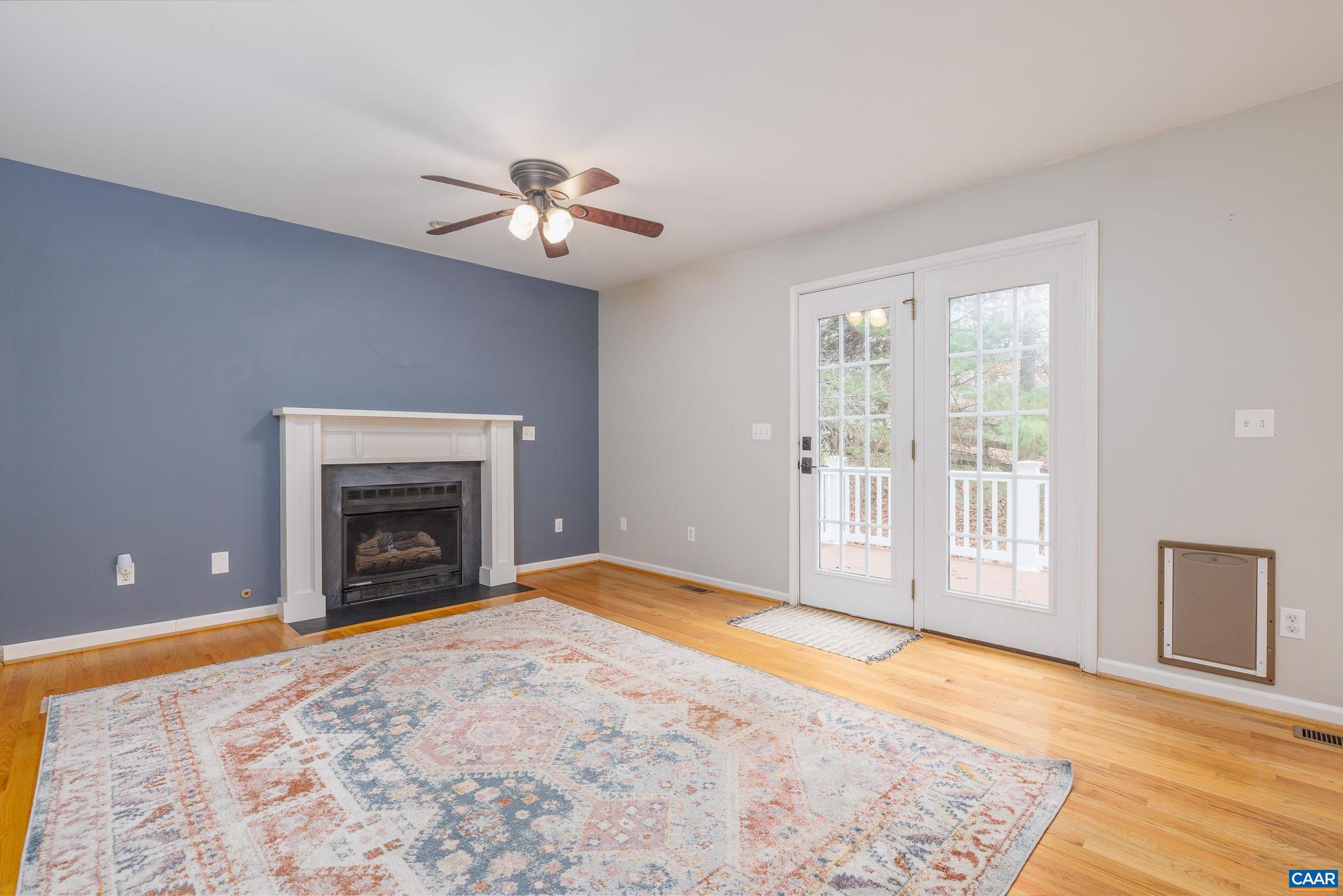 LAKE MONTICELLO - Residential