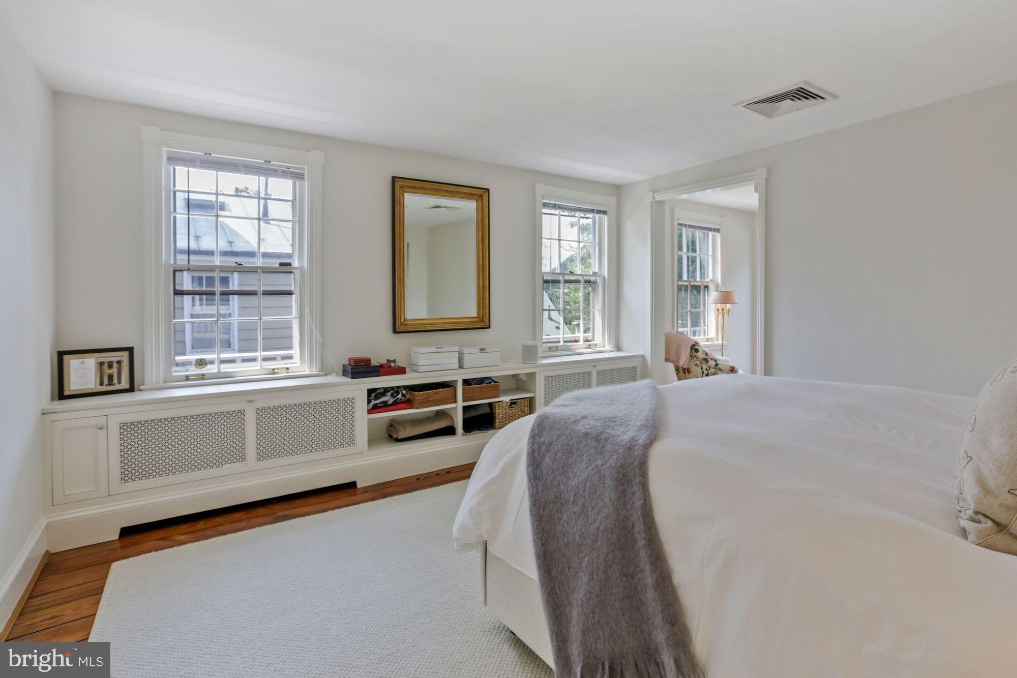 GEORGETOWN - Residential