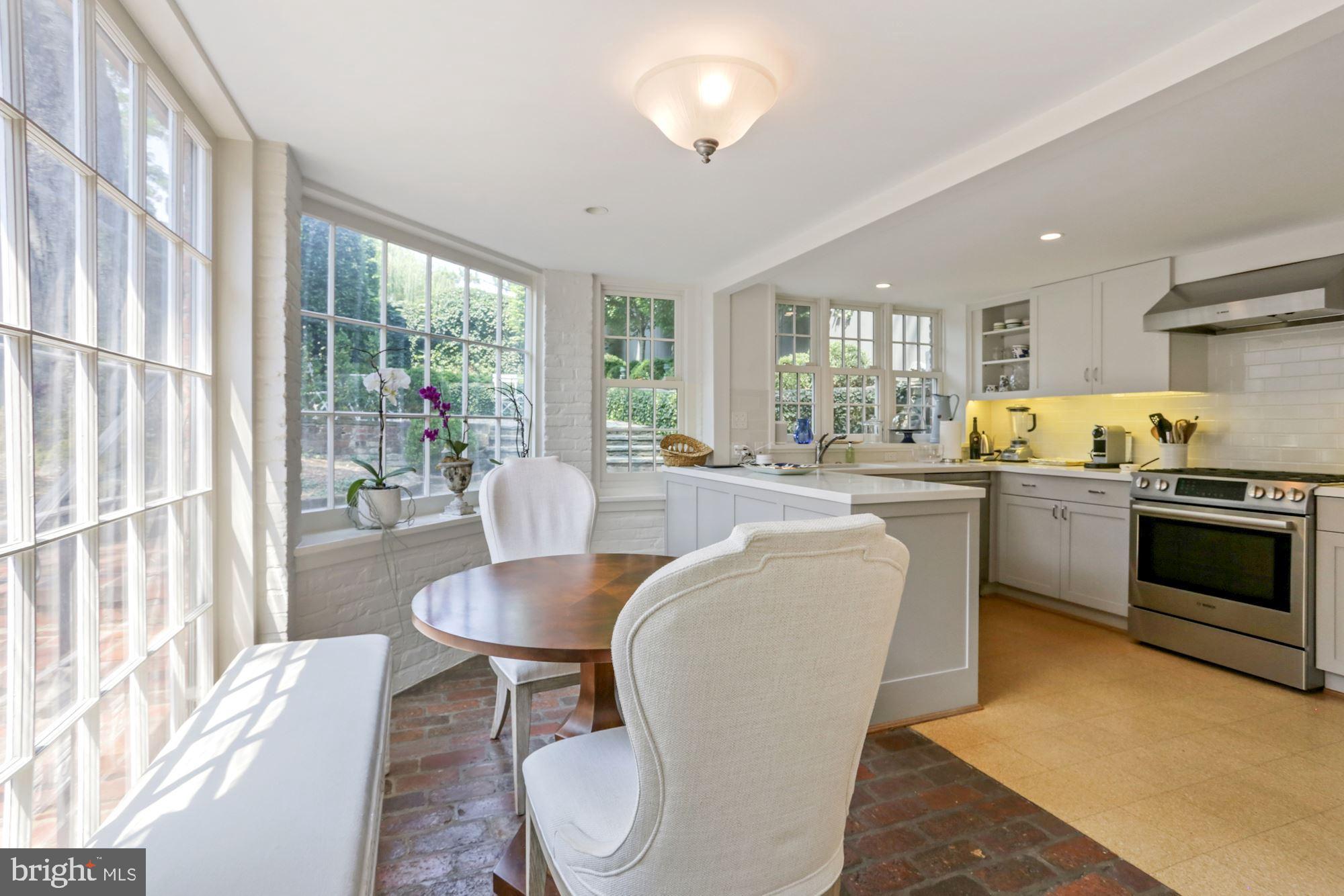 GEORGETOWN - Residential