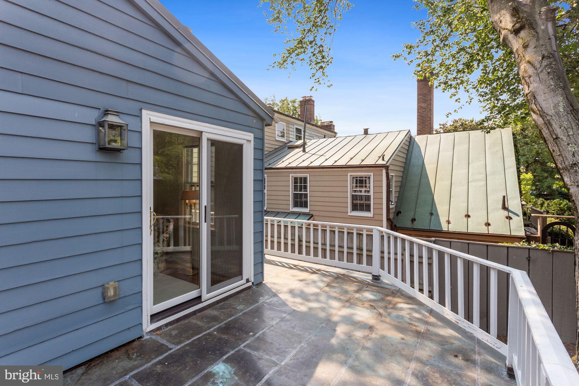 GEORGETOWN - Residential