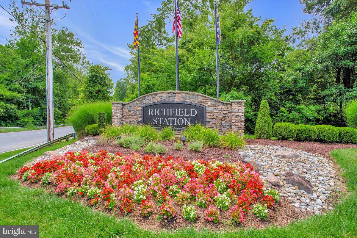 RICHFIELD STATION VILLAGE - Residential